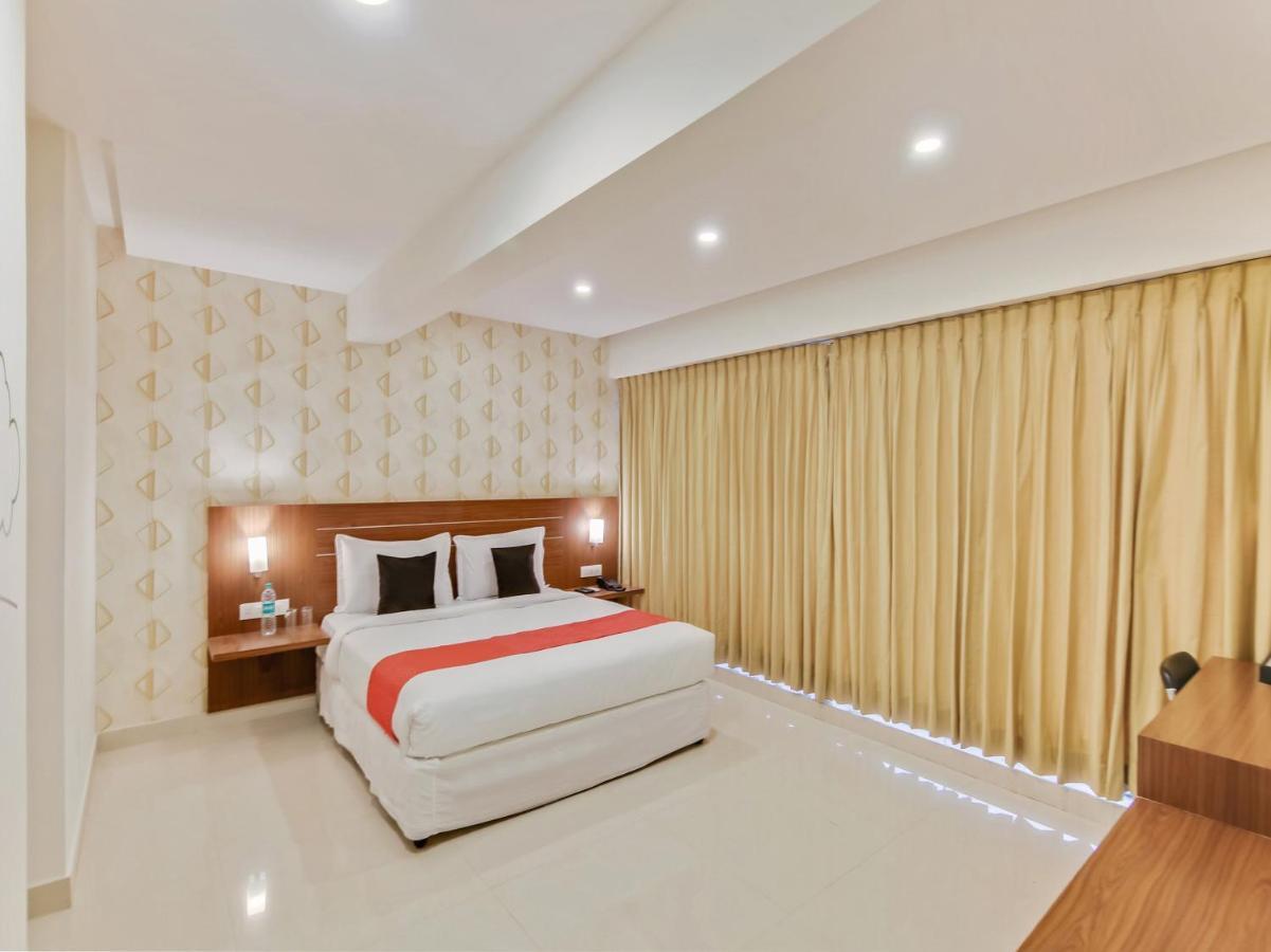 The Grand Continent Hotel Bangalore Exterior photo